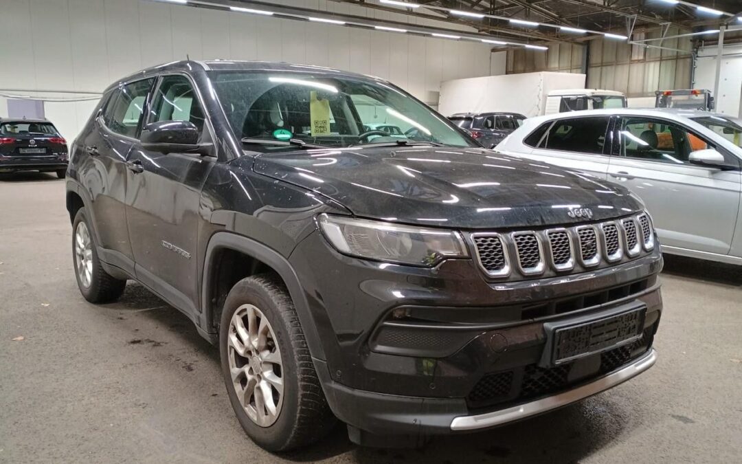 Jeep Compass Altitude CARPLAY+LED+KAM.+ACC+LK.HZ+SHZ.