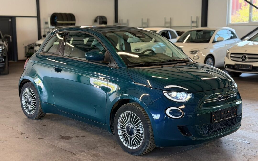 Fiat 500e Icon LED+KAMERA+NAVI+CARPLAY+SPUR.AS+TEMP+