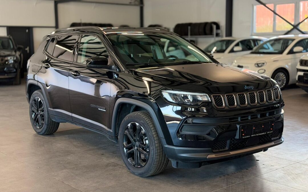 Jeep Compass Upland PHEV 4WD+NAV+LED+KAM+ACC+VIRTUAL