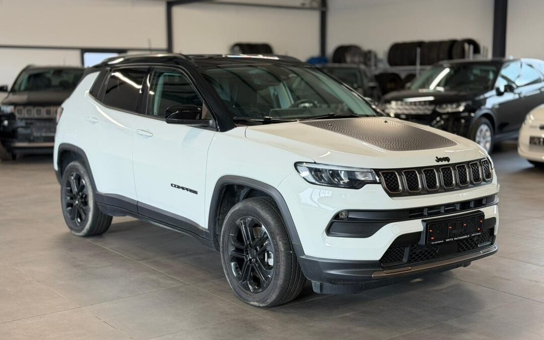 Jeep Compass Upland PHEV 4WD+NAV+LED+KAM+ACC+VIRTUAL