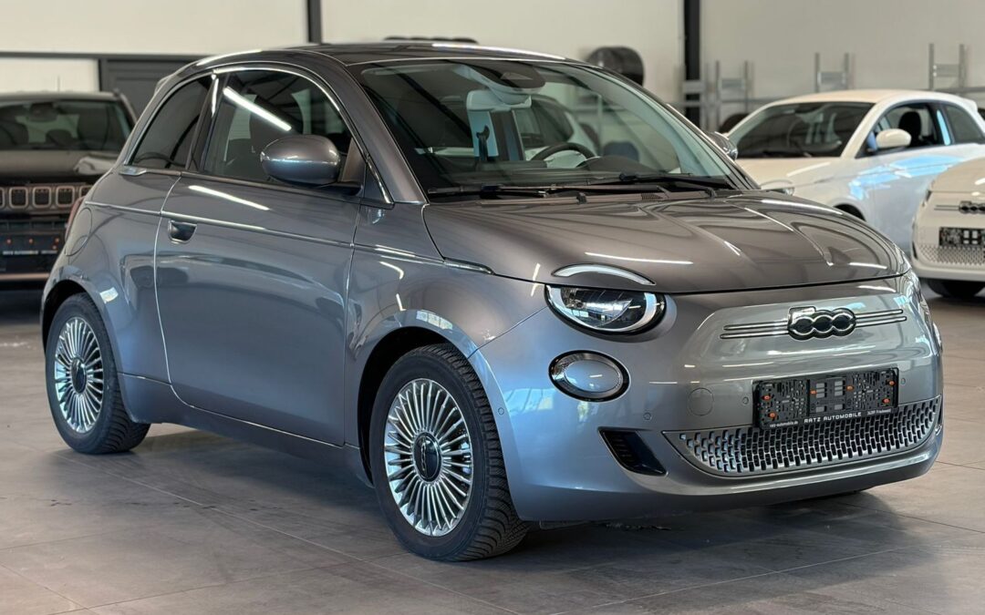 Fiat 500e Icon KAM+PDC/V/H+LM-FELGE+TEMP+SPUR.AS+NAVI