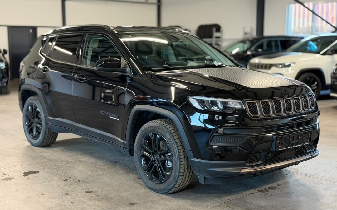 Jeep Compass Upland PHEV 4WD+NAV+LED+KAM+ACC+VIRTUAL