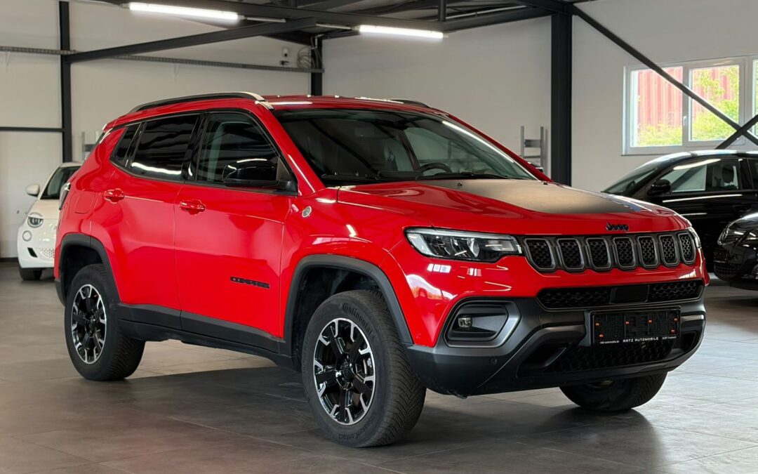 Jeep Compass Trailhawk PHEV 4WD+WINTER+KAM+ACC+CARPL.